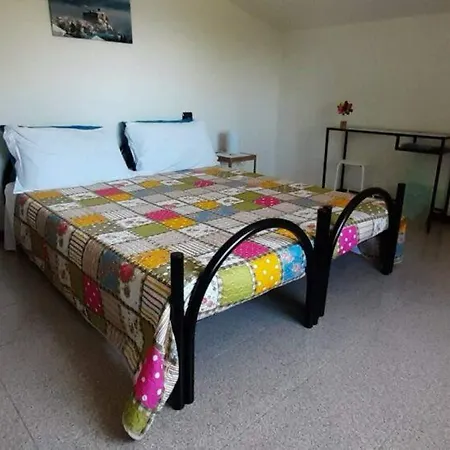 Guest house Tolasudolsa Rooms, Breakfast & Mountain Bike *