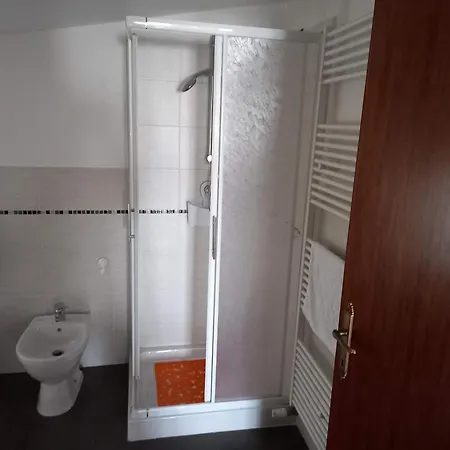 Tolasudolsa Rooms, Breakfast & Mountain Bike Penzion Compiano