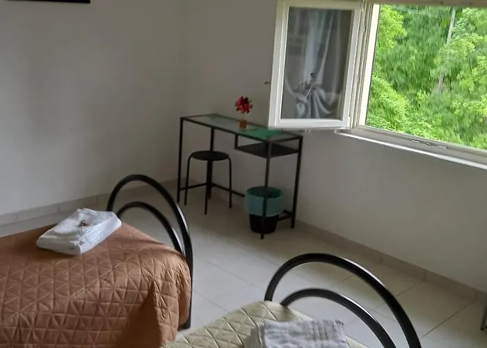 Πανσιόν Tolasudolsa Rooms, Breakfast & Mountain Bike 3*