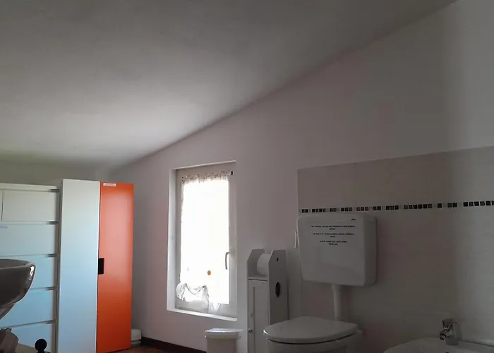 Πανσιόν Tolasudolsa Rooms, Breakfast & Mountain Bike Compiano