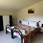 Tolasudolsa Rooms, Breakfast & Mountain Bike Compiano