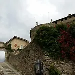 Tolasudolsa Rooms, Breakfast & Mountain Bike Compiano