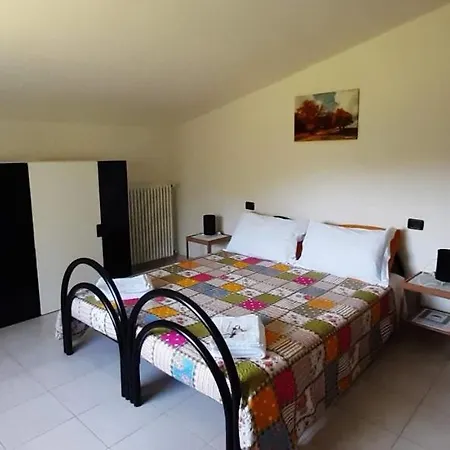 Tolasudolsa Rooms, Breakfast & Mountain Bike Compiano