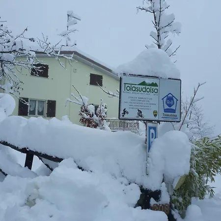 Tolasudolsa Rooms, Breakfast & Mountain Bike 招待所 3*