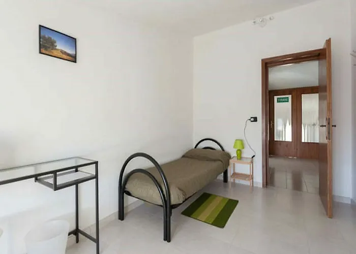 Pensionat Tolasudolsa Rooms, Breakfast & Mountain Bike Compiano