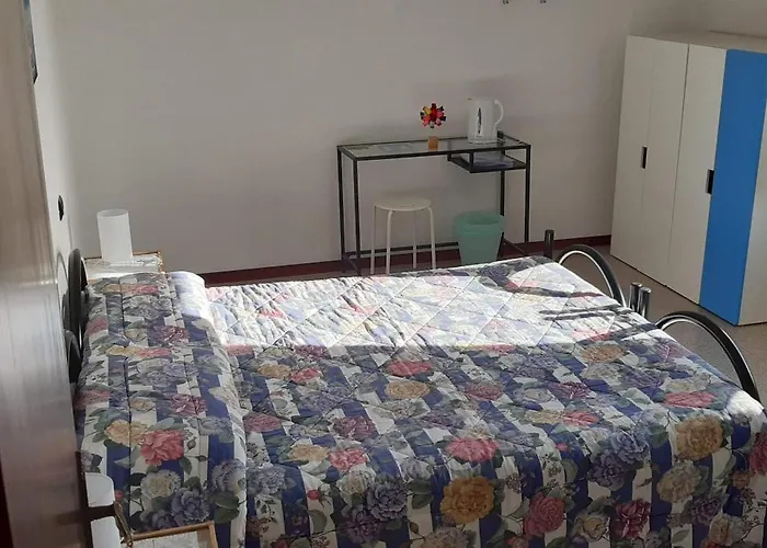 Tolasudolsa Rooms, Breakfast & Mountain Bike Pensionat Compiano