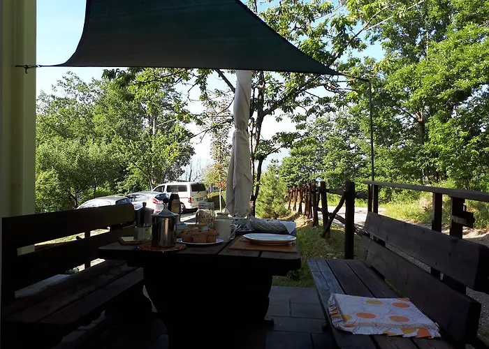 Tolasudolsa Rooms, Breakfast & Mountain Bike 3* Compiano